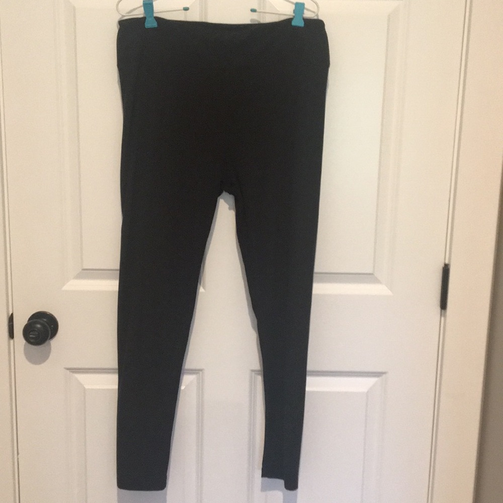 Lularoe black leggings tall and curvy